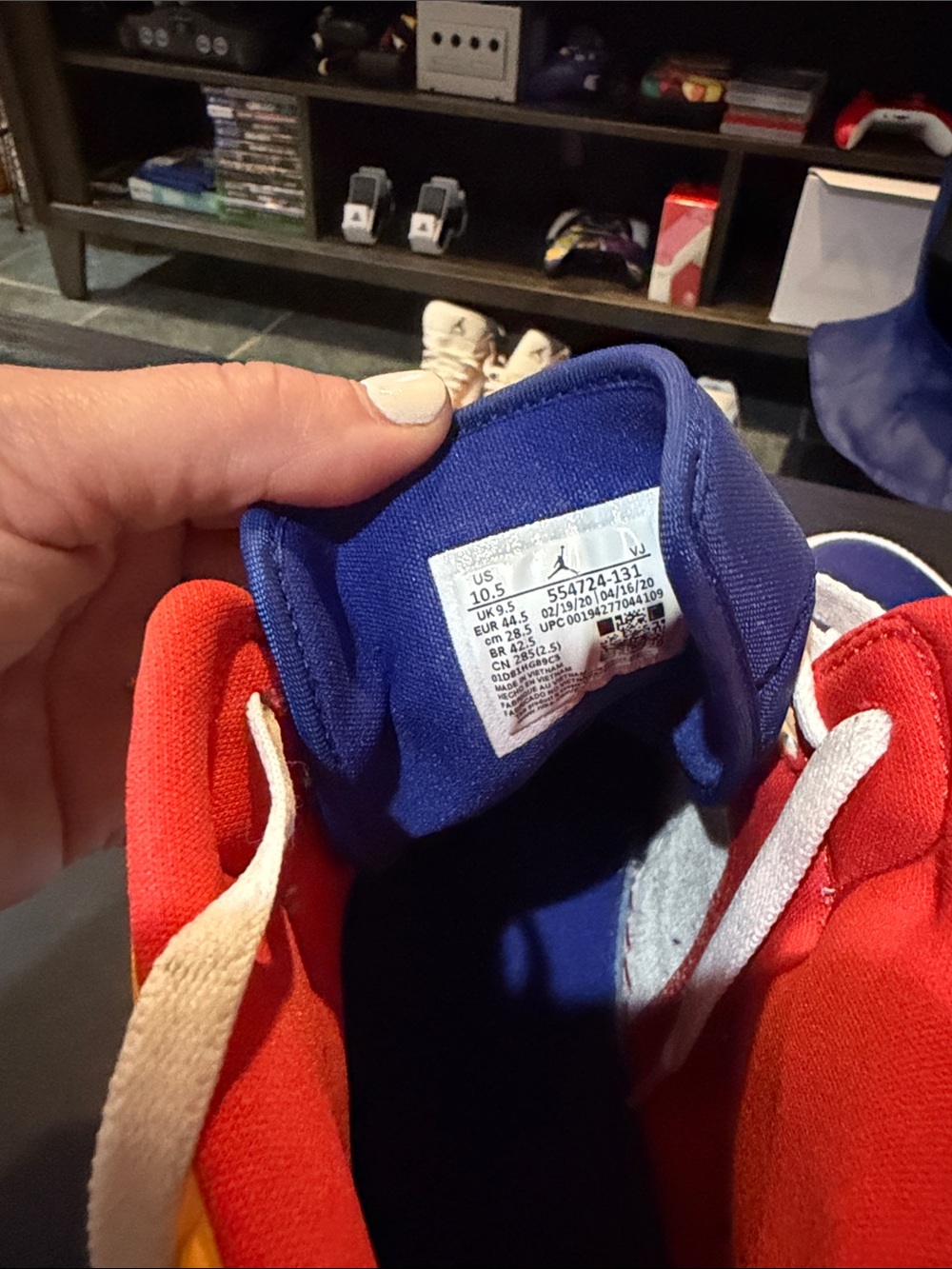 Men’s Jordan 1s size 10.5  Sneakers in Blue/White/Red - Picture 5 of 6